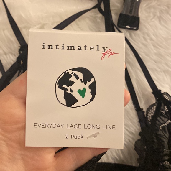 2 Pack! NWT Free People Lace Bralette - Picture 4 of 6